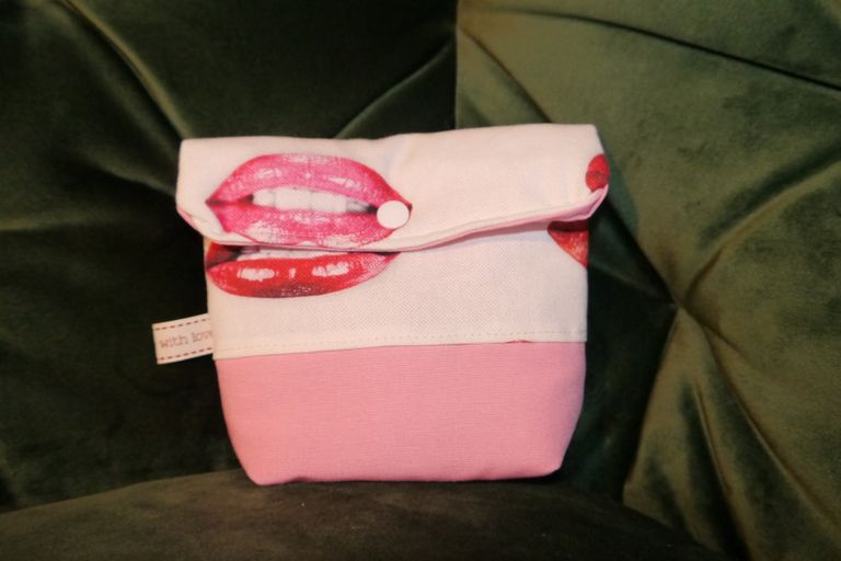 Schminktäschchen lips